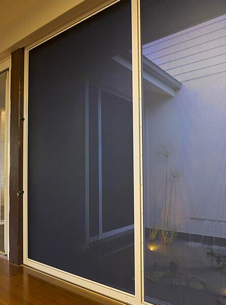 Alu-Guard back door with white frame